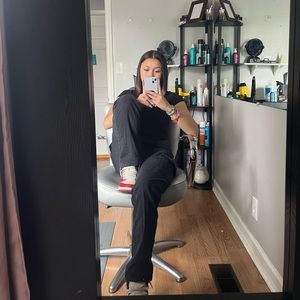 Meet your Posher, Layla